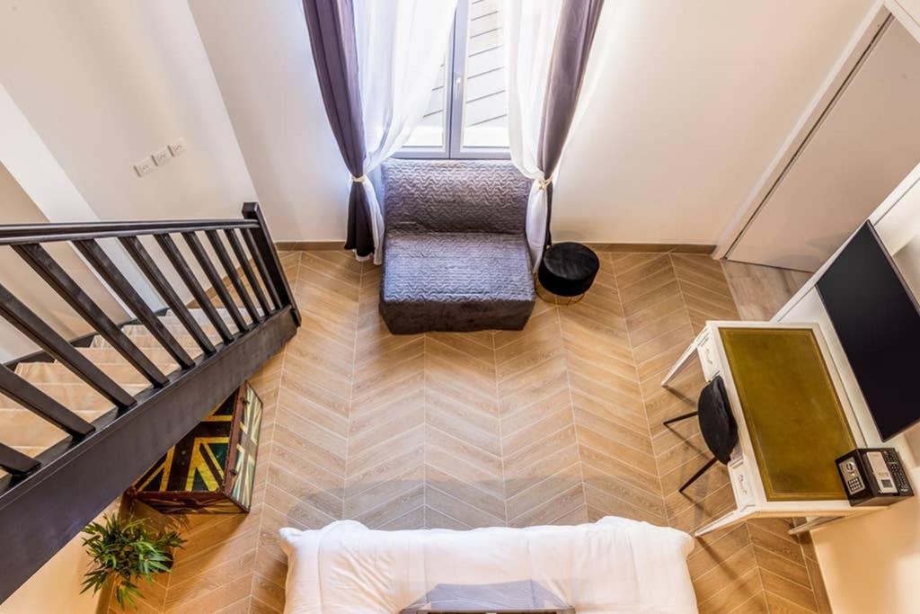 Penthouse Loft 5min Palais Des Festivals And Terrace View On Castle Apartment