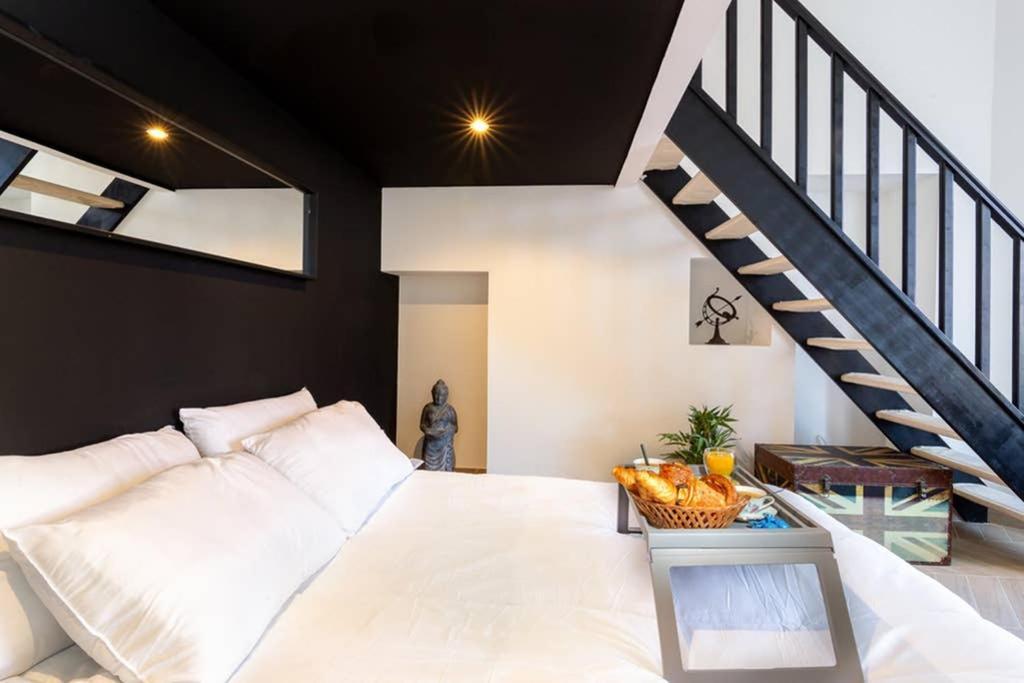 Apartment Penthouse Loft 5min Palais Des Festivals And Terrace View On Castle