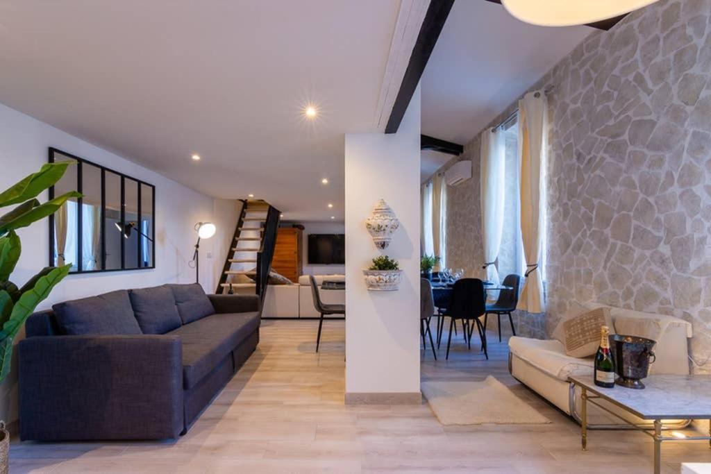 Apartment Penthouse Loft 5min Palais Des Festivals And Terrace View On Castle Cannes